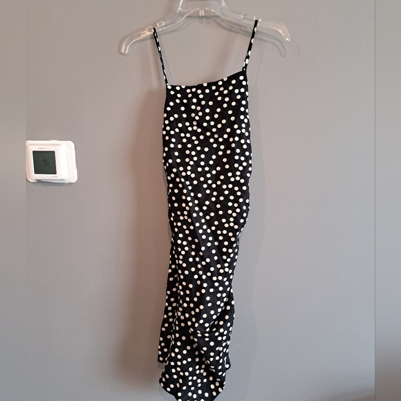 H&M Dresses & Skirts - *3 for $15* H&M Polka Dot Summer Dress